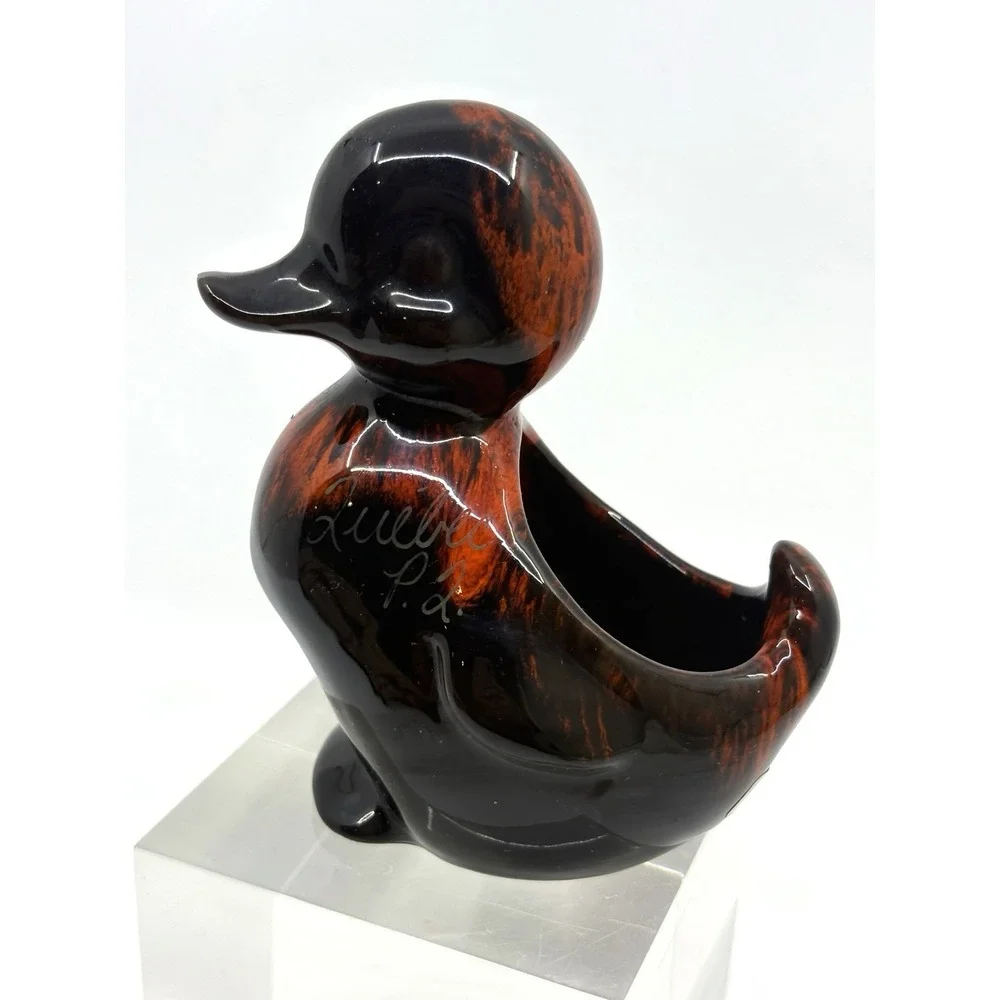 MCM Canada Canuck Pottery Duck Small Planter Red Black 5 Inch